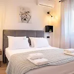 Grouzi Loft Апартаменты Skala (Kefalonia)
