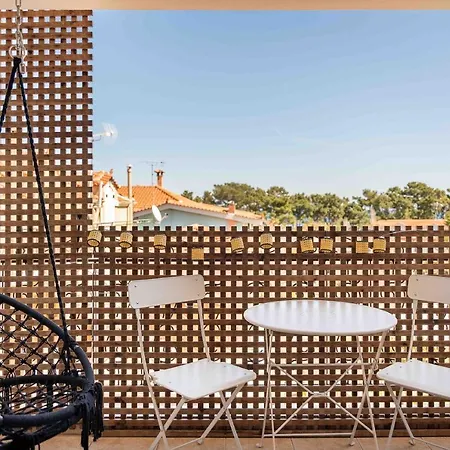 Grouzi Residences *