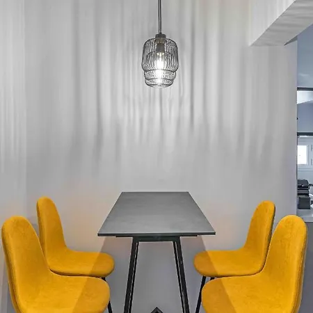 Grouzi Loft *