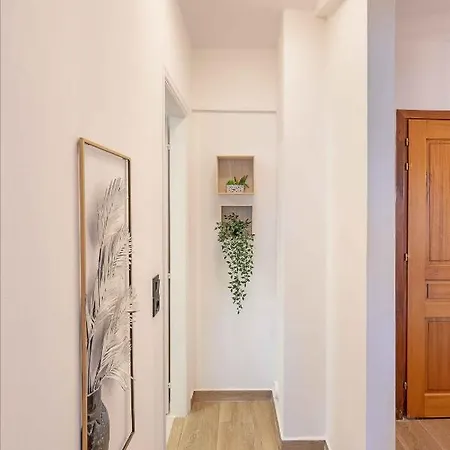 Grouzi Residences