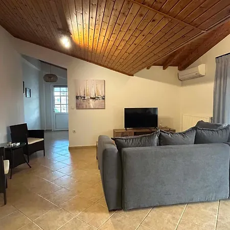 Апартаменты Grouzi Residences Skala (Kefalonia)